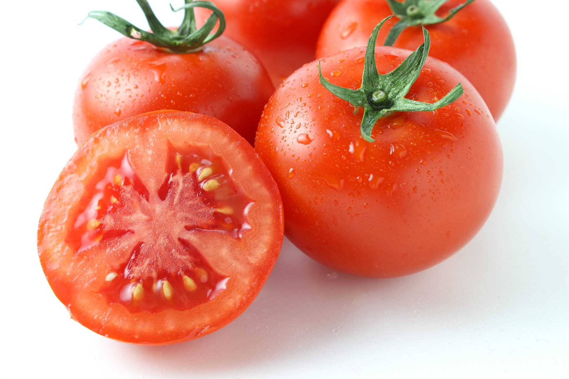 プランターでミニトマト栽培。育て方と準備する物と育て方のコツ